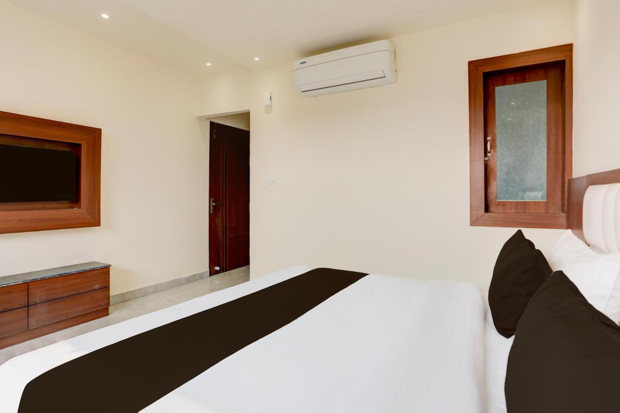Super Townhouse Taj Nagri Phase 2 Formerly Grand Rivera Tājganj Exteriör bild